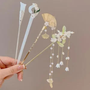 Light Luxury Flower Hairpin For Women Indian Style Floral Butterfly Tassel Hair Stick Elegant Metal Jewelry Hairpin Hair Clips (Men's & Women's)